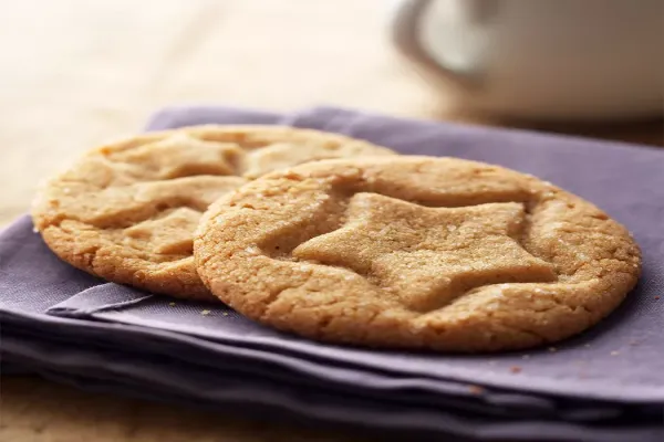 4 Ingredient Peanut Butter Cookie