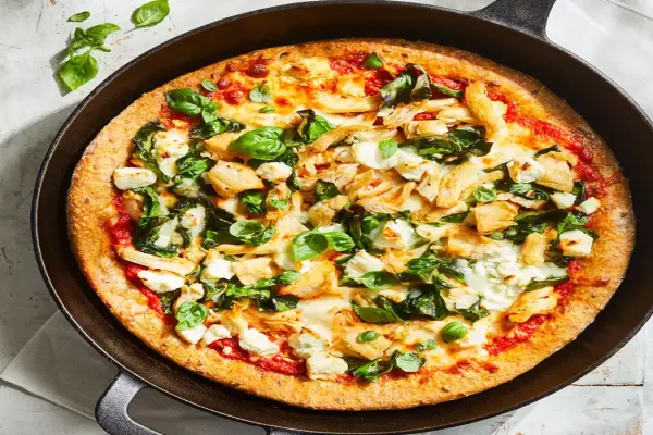 Cast Iron Skillet Pizza with Red Peppers Chicken & Spinach