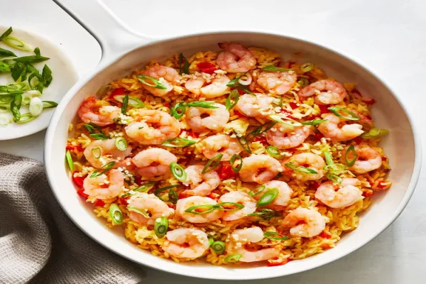 One Pan Garlicky Shrimp & Rice
