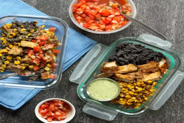 Southwest Black Bean Pasta Salad Bowls