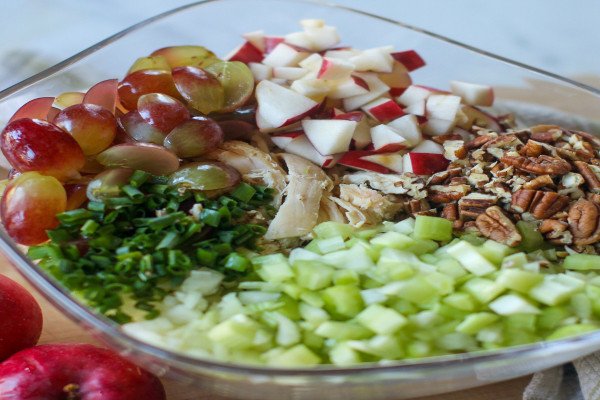 Pecan Chicken Salad with Apples and Grapes