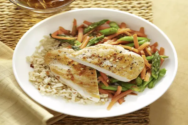 Chicken with Ginger Soy Vegetables & Brown Rice