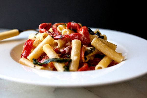 Sweet Pepper Pasta Toss