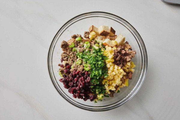 Awesome Sausage, Apple, and Cranberry Stuffing