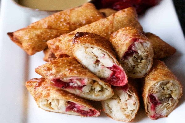 Thanksgiving Leftover Egg Rolls