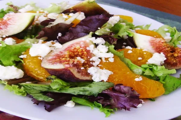 Orange Fig and Gorgonzola Salad