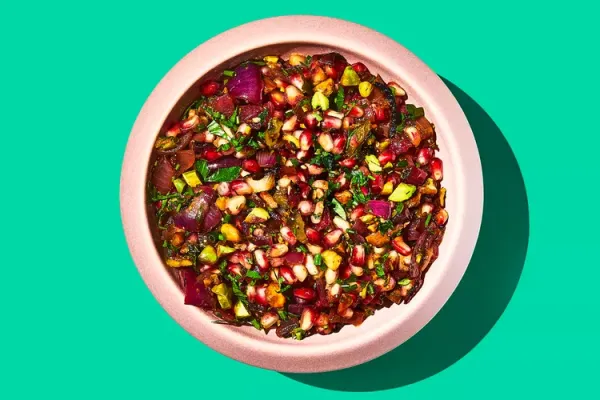 Pomegranate Salsa with Pistachios