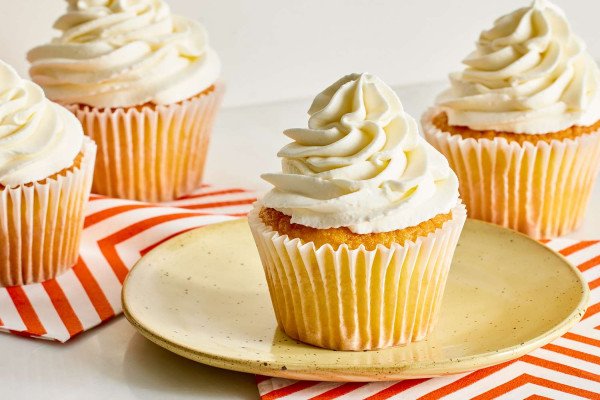 Sturdy Whipped Cream Frosting